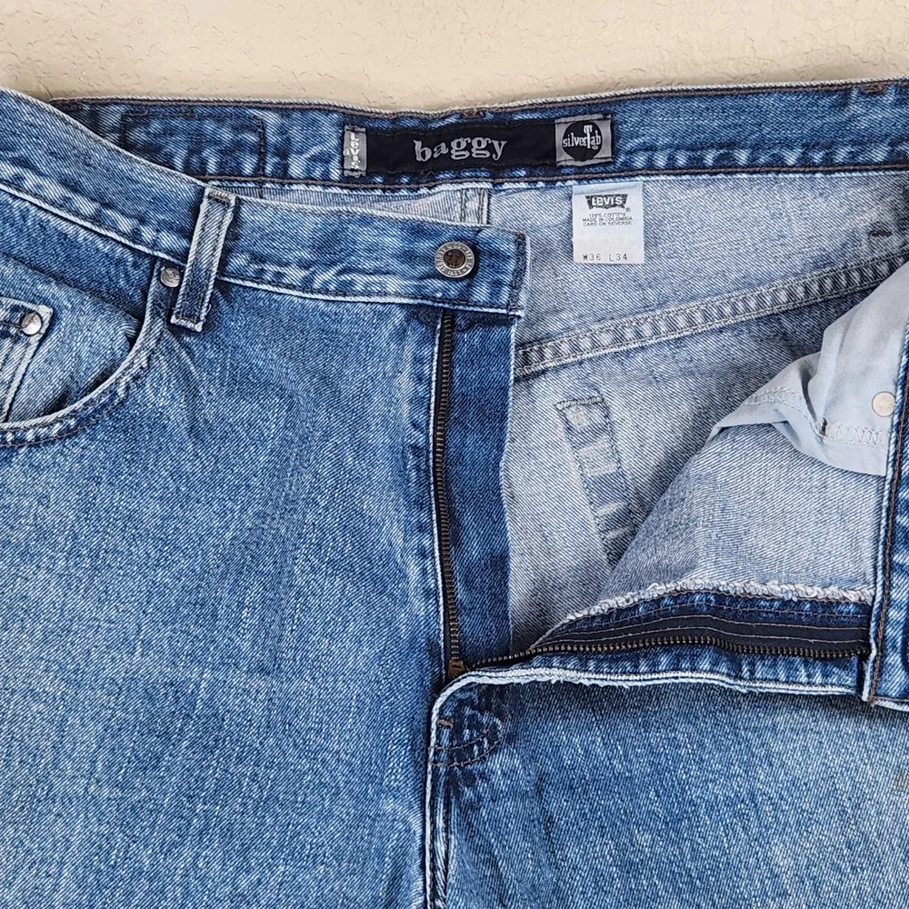 Vintage Levis SilverTab Baggy Jeans Mens 36x34 Medium Wash Blue 44570 90s